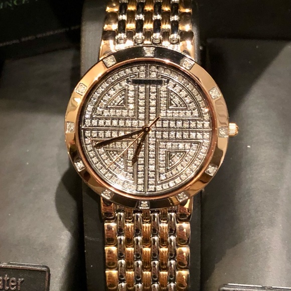 {SOLD} - Picture 3 of 8